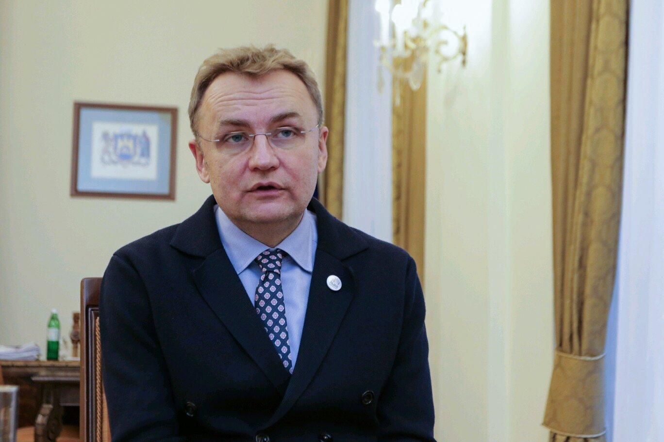 Перетин кордону та запас продуктів: Садовий з євродепутатами обвгорив допомогу Україні - 24 Канал Перетин кордону та запас продуктів: Садовий з євродепутатами обвгорив допомогу Україні - 24 Канал