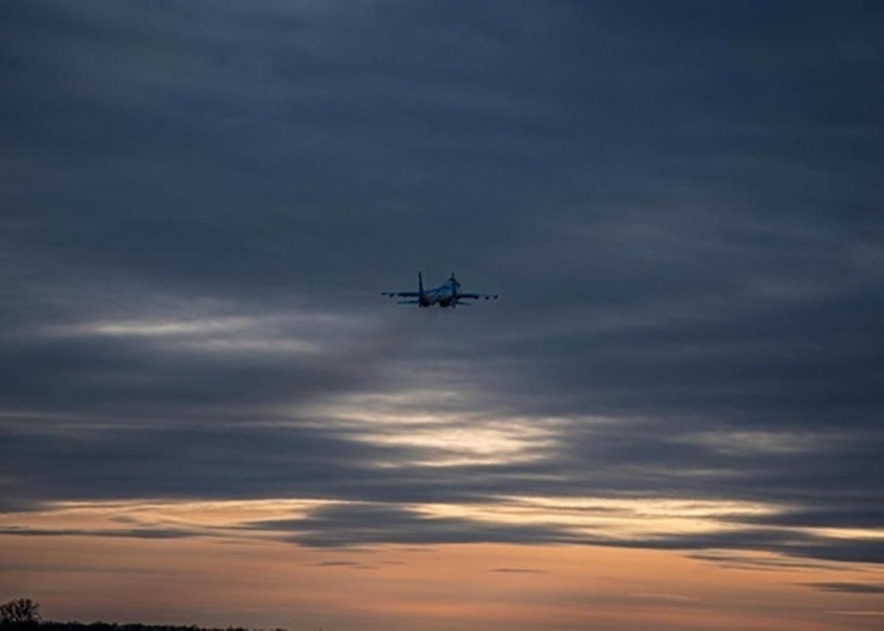 Над Балаклією збили два літаки, попередньо — ворожі - 24 Канал Над Балаклією збили два літаки, попередньо — ворожі - 24 Канал