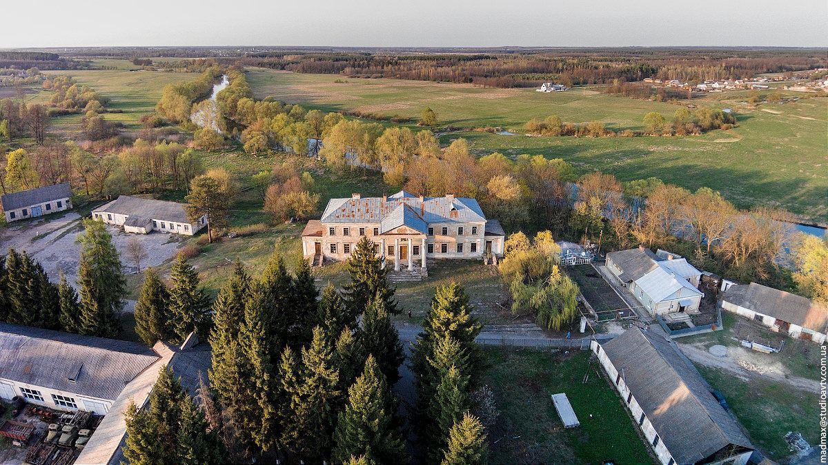 Над Вінничиною збили дві російські ракети - 24 Канал Над Вінничиною збили дві російські ракети - 24 Канал