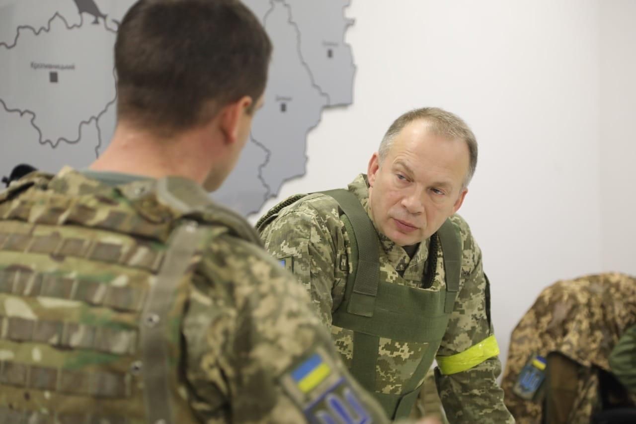 Ворог намагається прорвати оборону Києва, але ЗСУ контролюють його пересування, – Сирський - 24 Канал
