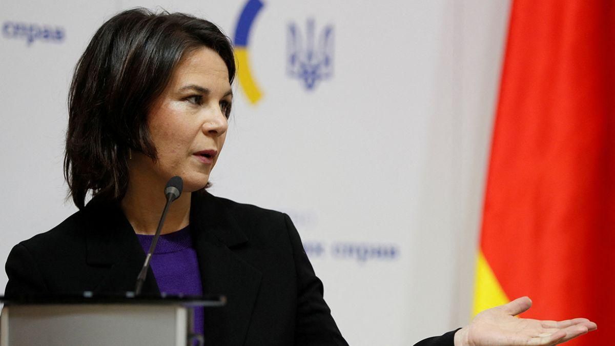 Бербок закликала Росію відмовитися від погроз ядерною зброєю - 24 Канал Бербок закликала Росію відмовитися від погроз ядерною зброєю - 24 Канал