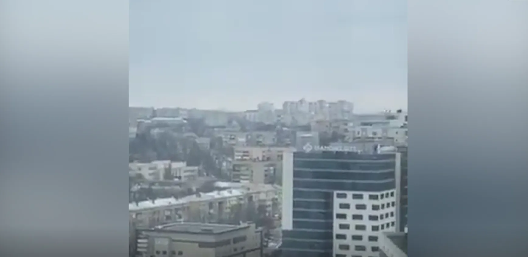 Обстрілюють будинки Обстрілюють будинки