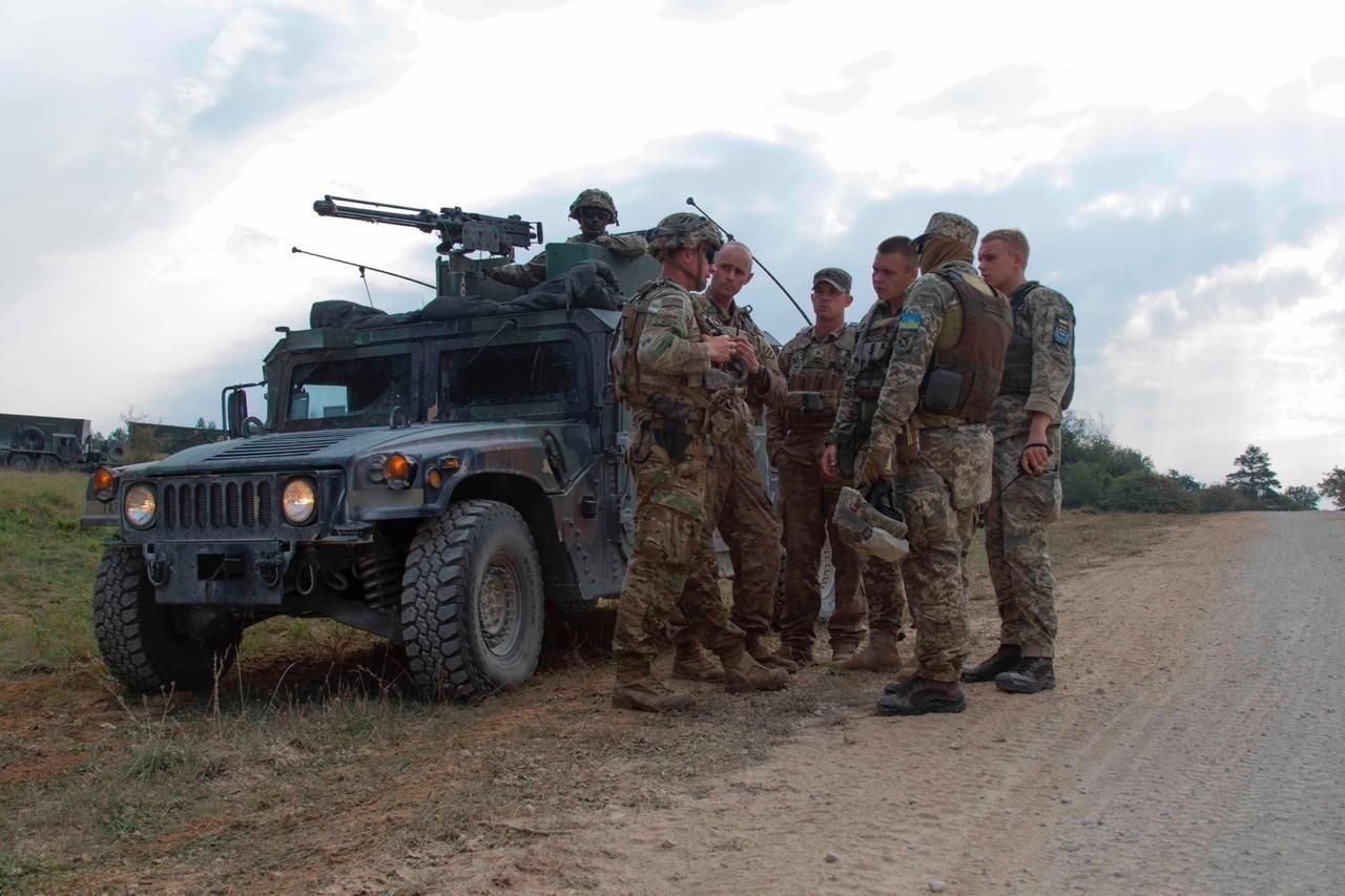 Погода змінюється, військовим потрібні дощовики, мер Миколаєва - 24 Канал