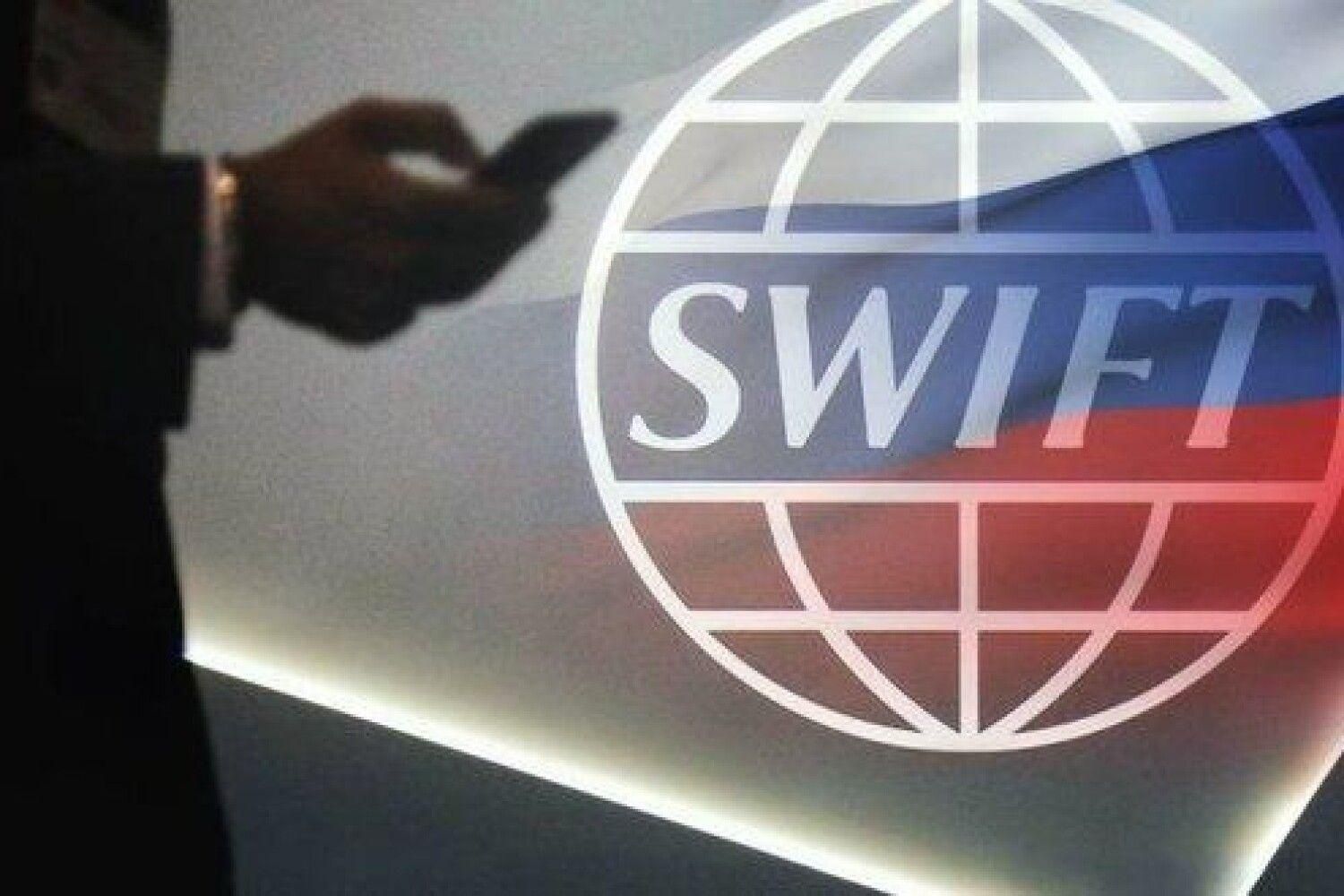 МЗС Великої Британії заявило, що перші кроки до повного відключення РФ від SWIFT зроблено - 24 Канал