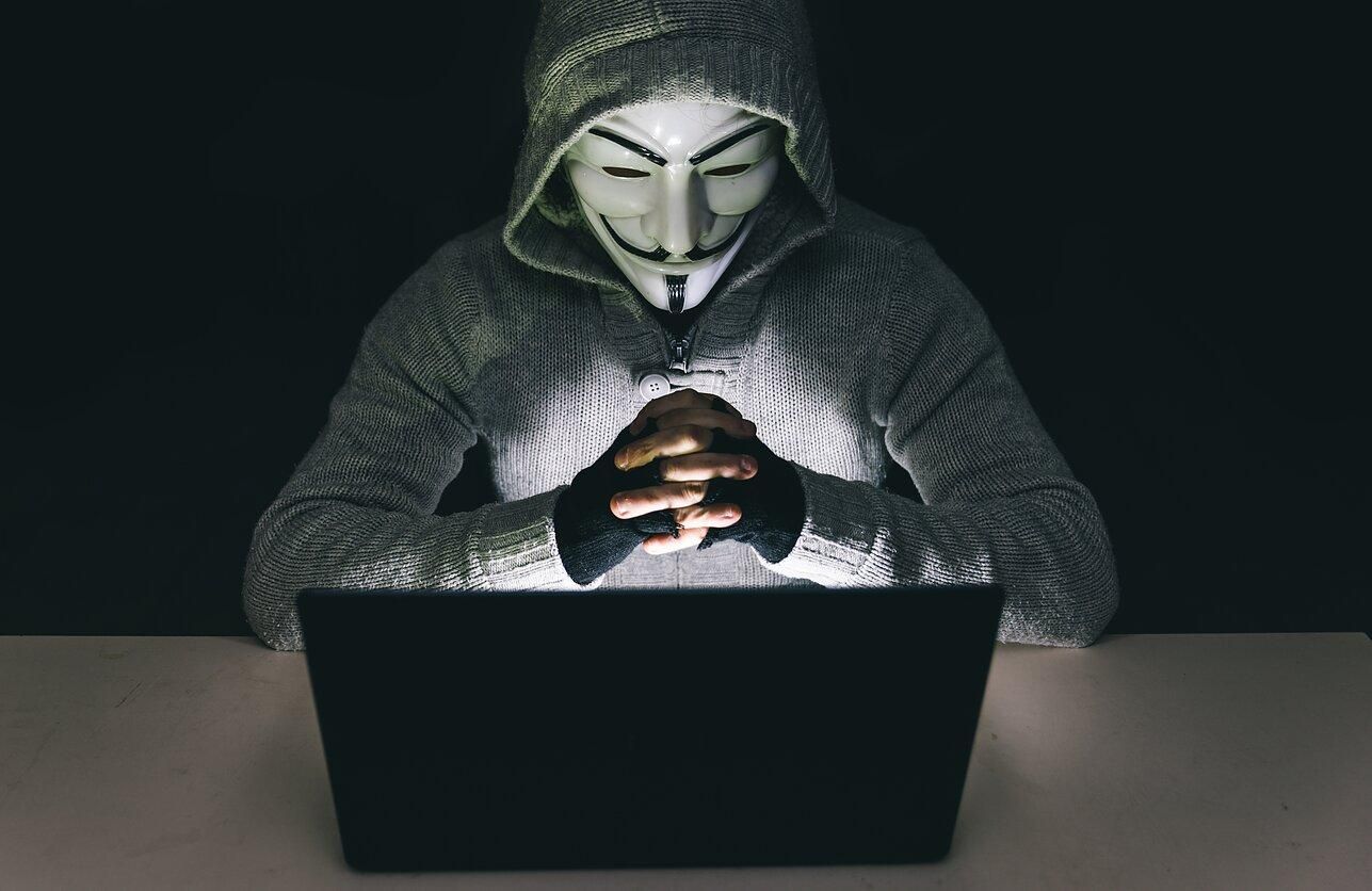 Новое "обращение" Anonymous оказалось фейком