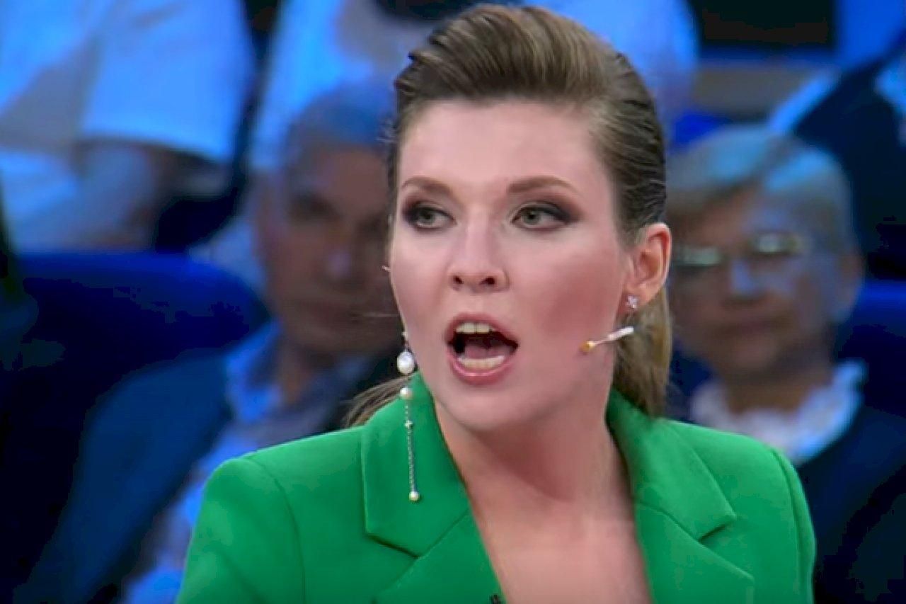 Скабєєва розповіла росіянам, що таке "паляниця", але перекладач з неї не дуже: кумедне відео - 24 Канал Скабєєва розповіла росіянам, що таке "паляниця", але перекладач з неї не дуже: кумедне відео - 24 Канал