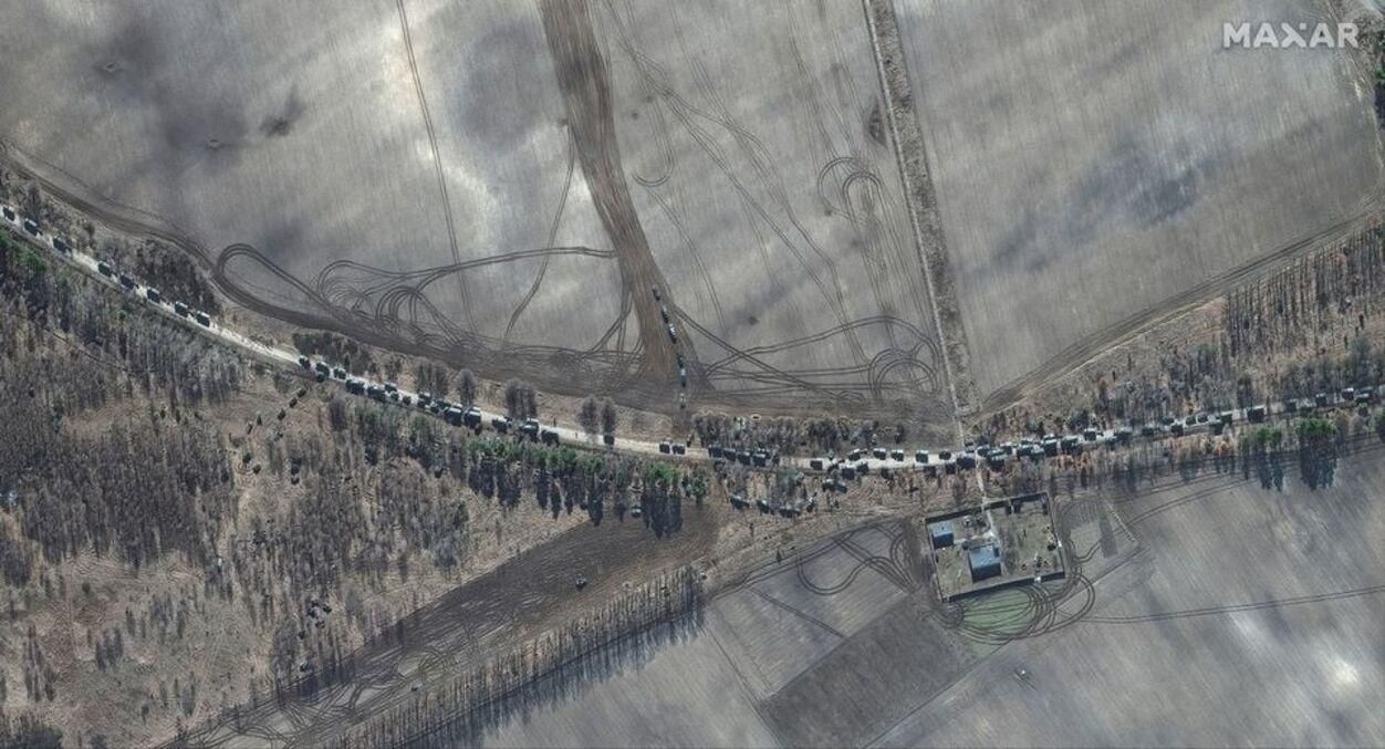 Возле Киева спутники зафиксировали огромную колонну врага - 24 Канал