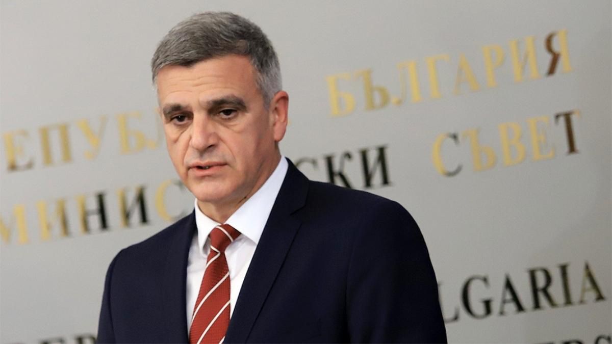 У Болгарії звільнили міністра оборони через невизнання війни в Україні - 24 Канал У Болгарії звільнили міністра оборони через невизнання війни в Україні - 24 Канал