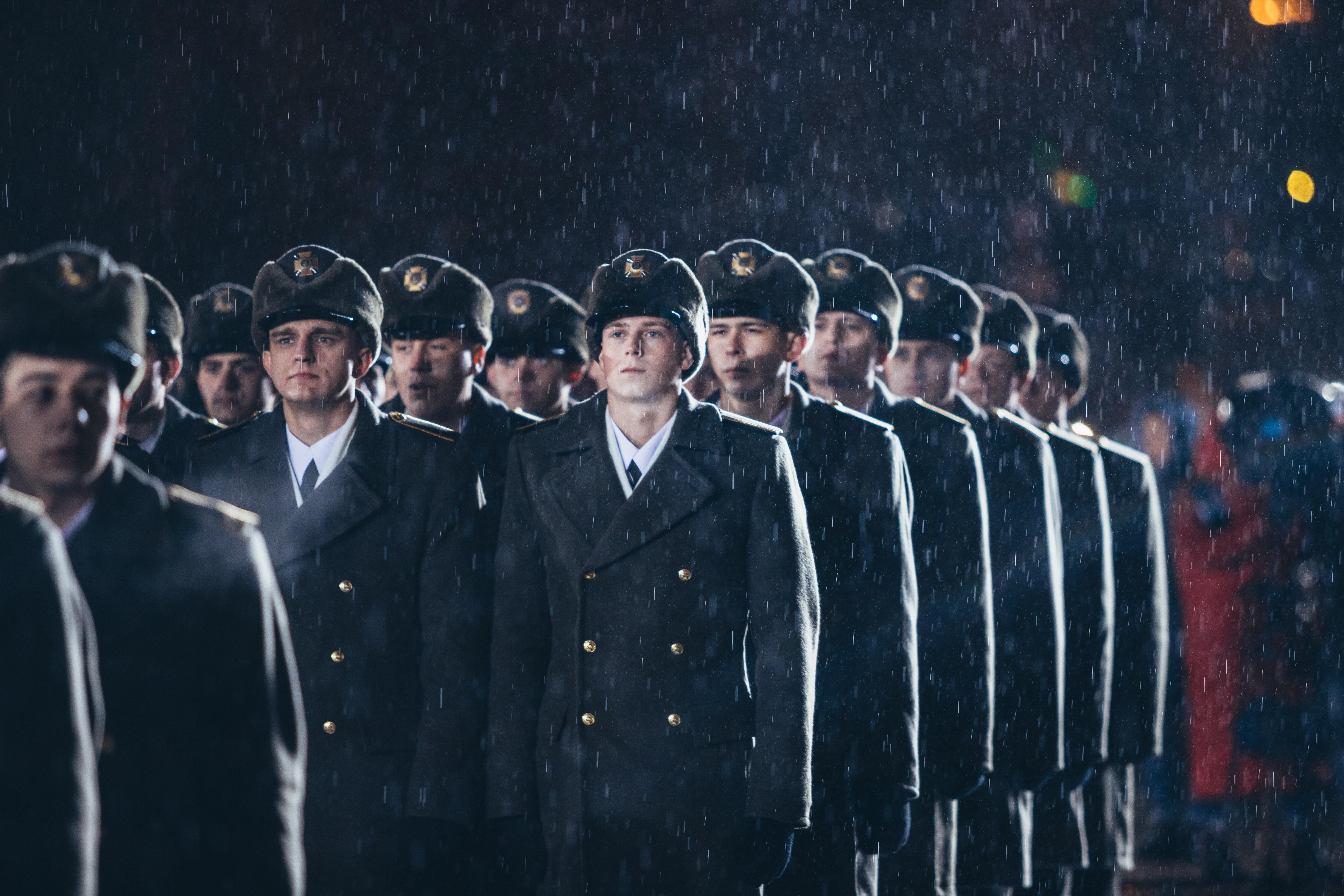 Рятували побратимів і знищували гелікоптери: що відомо про захисників, яким надали звання Героїв - 24 Канал Рятували побратимів і знищували гелікоптери: що відомо про захисників, яким надали звання Героїв - 24 Канал