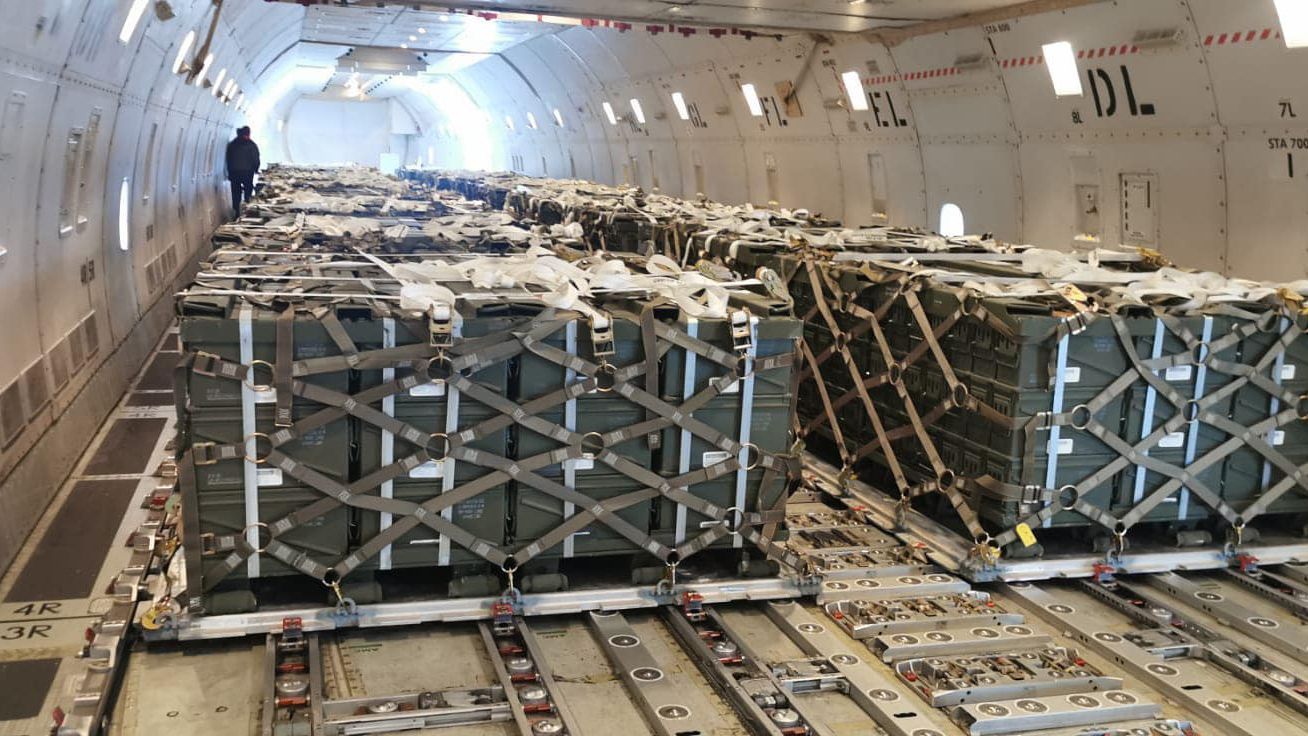 Летальна зброя та техніка на мільйони: Захід за минулу добу надав колосальну допомогу Україні - 24 Канал Летальна зброя та техніка на мільйони: Захід за минулу добу надав колосальну допомогу Україні - 24 Канал