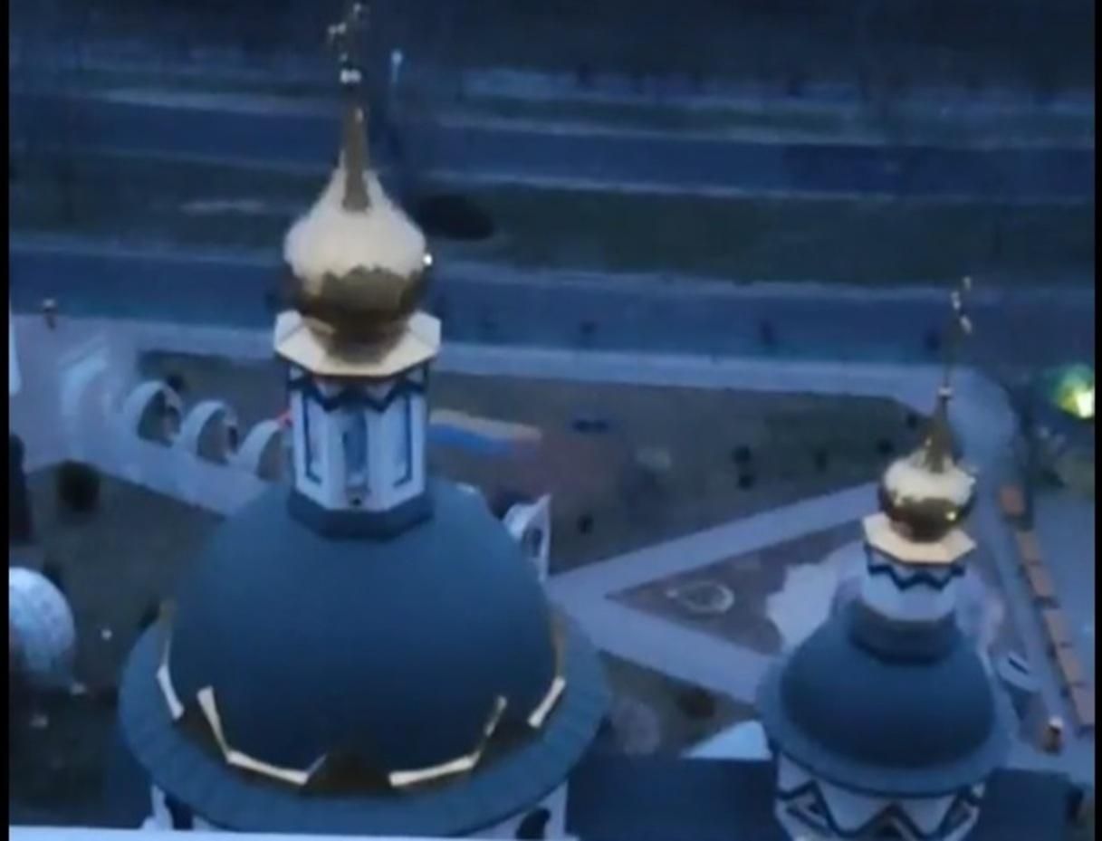 В одному з мікрорайонів Херсона місцеві жителі помітили російських солдат - 24 Канал В одному з мікрорайонів Херсона місцеві жителі помітили російських солдат - 24 Канал