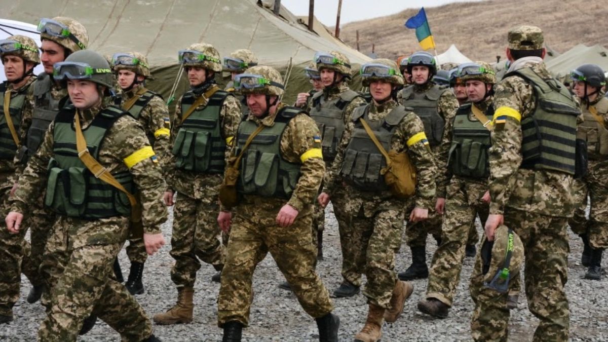 Ракетно-бомбові удари, спроби висадки десанту: у ЗСУ розповіли, як минула ніч на 1 березня - 24 Канал Ракетно-бомбові удари, спроби висадки десанту: у ЗСУ розповіли, як минула ніч на 1 березня - 24 Канал