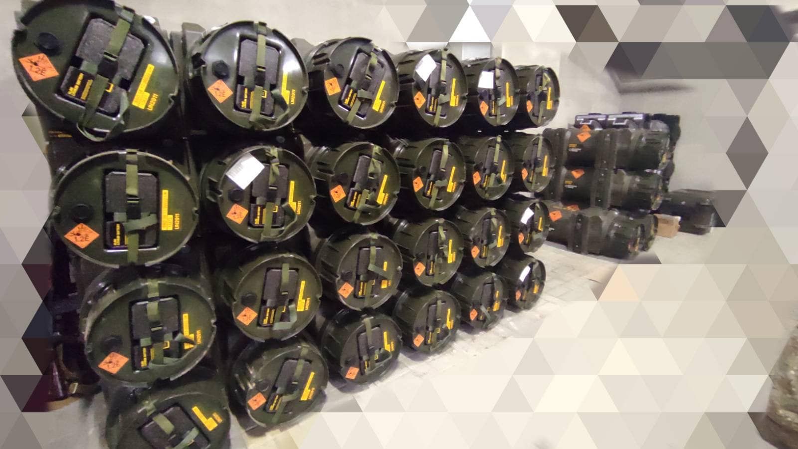 ЗСУ отримали від партнерів десятки комплексів Javelin та NLAW - 24 Канал ЗСУ отримали від партнерів десятки комплексів Javelin та NLAW - 24 Канал