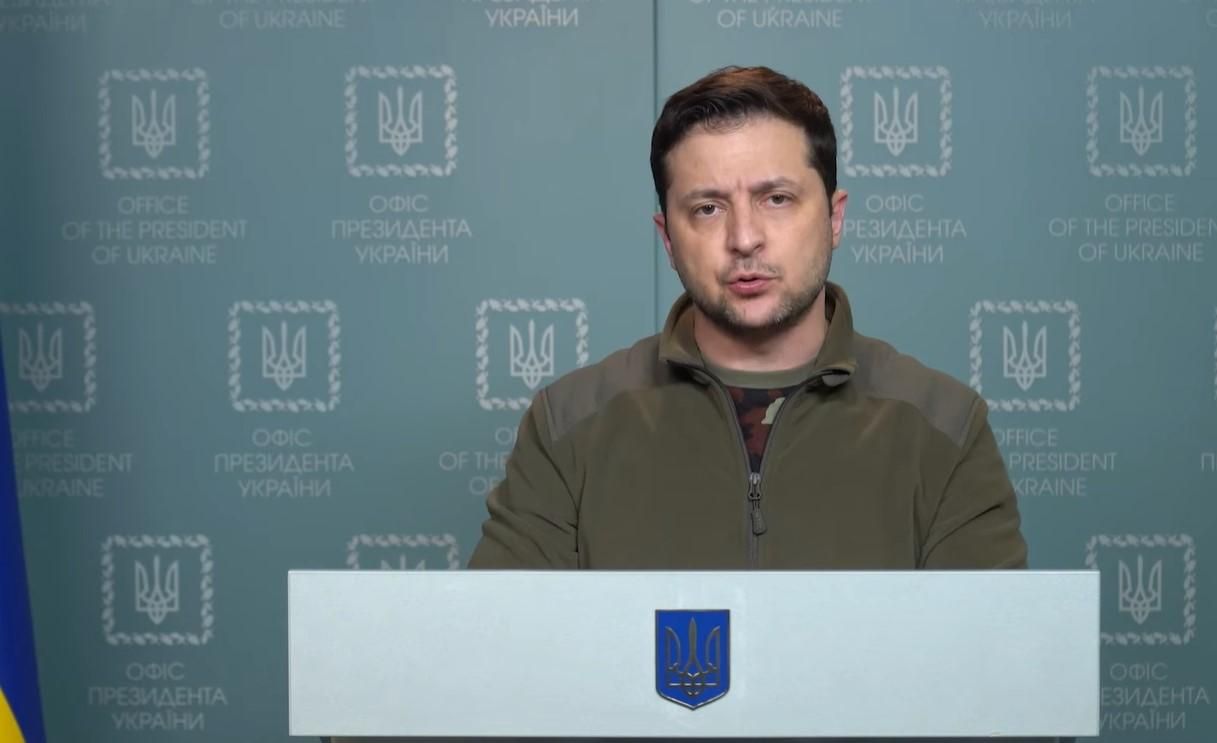 Фейкометы в действии: в Херсоне крутят переозвученное видео Зеленского о капитуляце - 24 Канал Фейкометы в действии: в Херсоне крутят переозвученное видео Зеленского о капитуляце - 24 Канал