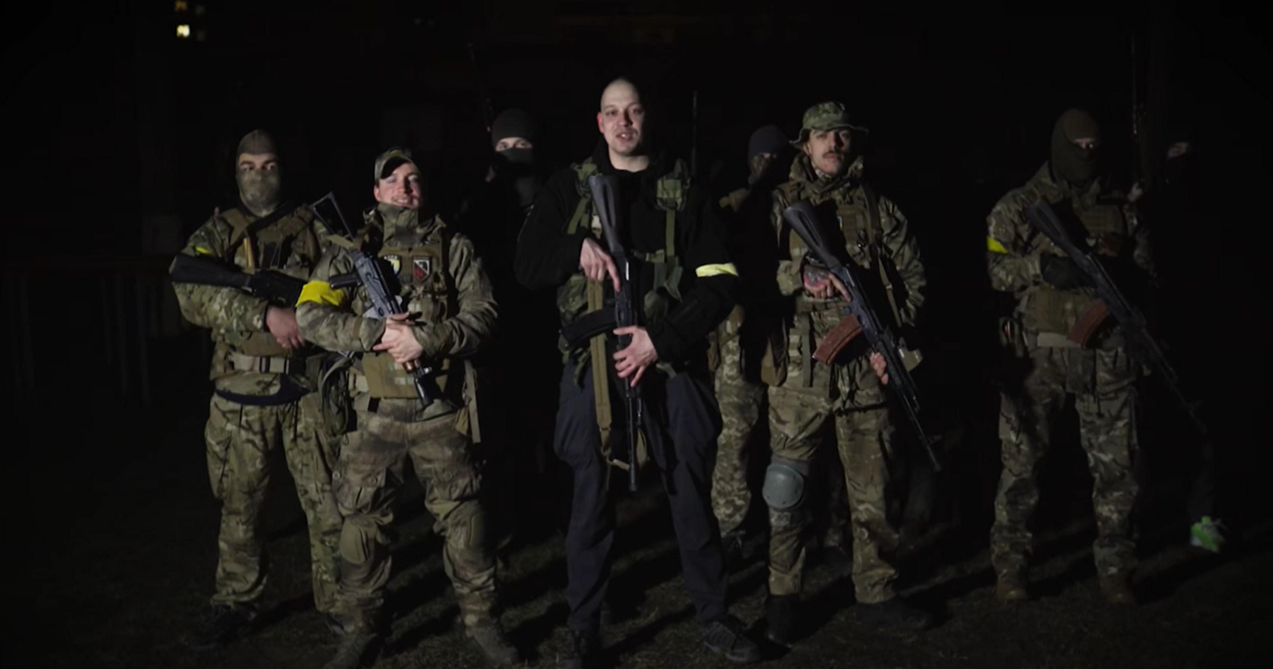 При теробороні "Азов" створюють батальйон з іноземців - 24 Канал