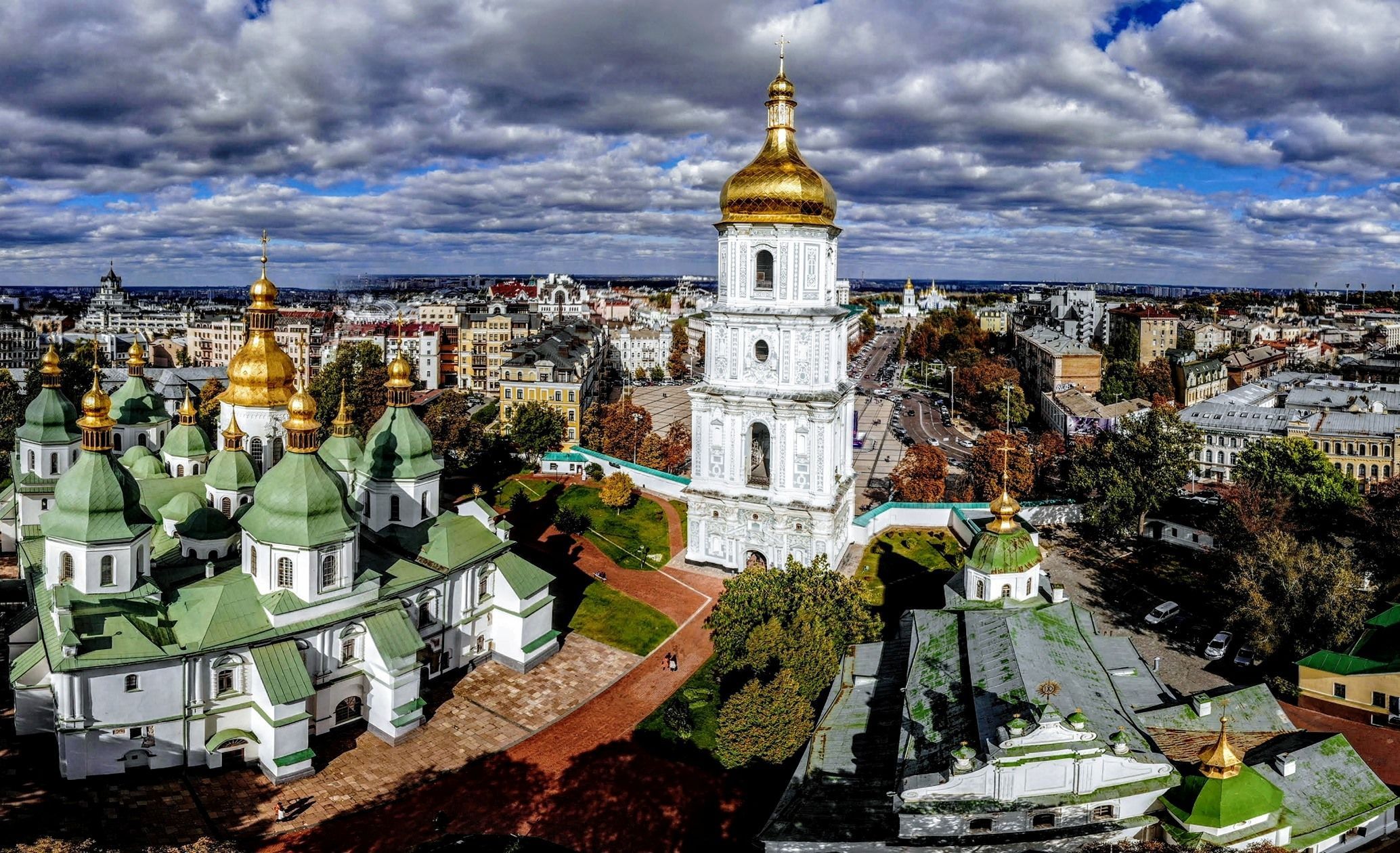 Хочуть знищити історію, привласнити її собі, – Ткаченко про ймовірний авіаудар по Софії Київські - 24 Канал Хочуть знищити історію, привласнити її собі, – Ткаченко про ймовірний авіаудар по Софії Київські - 24 Канал