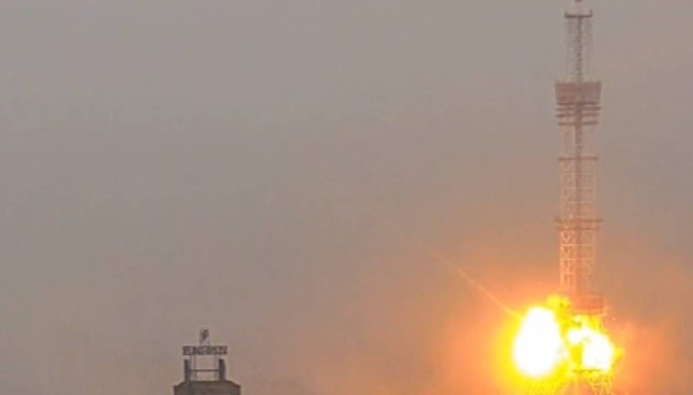 По телевежі у Києві було випущено дві ракети, пошкоджена підстанція - 24 Канал По телевежі у Києві було випущено дві ракети, пошкоджена підстанція - 24 Канал