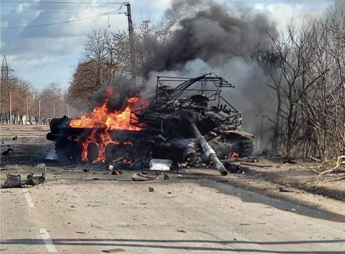 Россияне активно ищут своих родных через горячую линию Минобороны "Вернись живым из Украины" - 24 Канал Россияне активно ищут своих родных через горячую линию Минобороны "Вернись живым из Украины" - 24 Канал