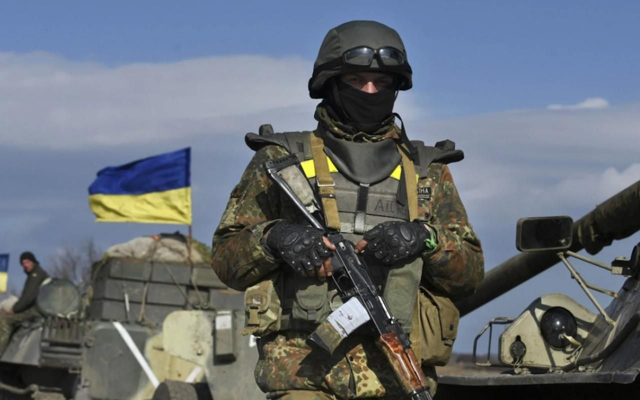 88% украинцев верят, что Украина отразит нападение России, 80% готовы защищать страну с оружием - 24 Канал 88% украинцев верят, что Украина отразит нападение России, 80% готовы защищать страну с оружием - 24 Канал