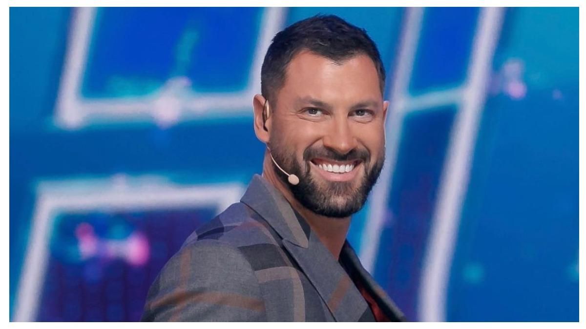 Я відчуваю себе винним, що сів у потяг, – Макс Чмерковський про те, як втік з Києва до Польщі