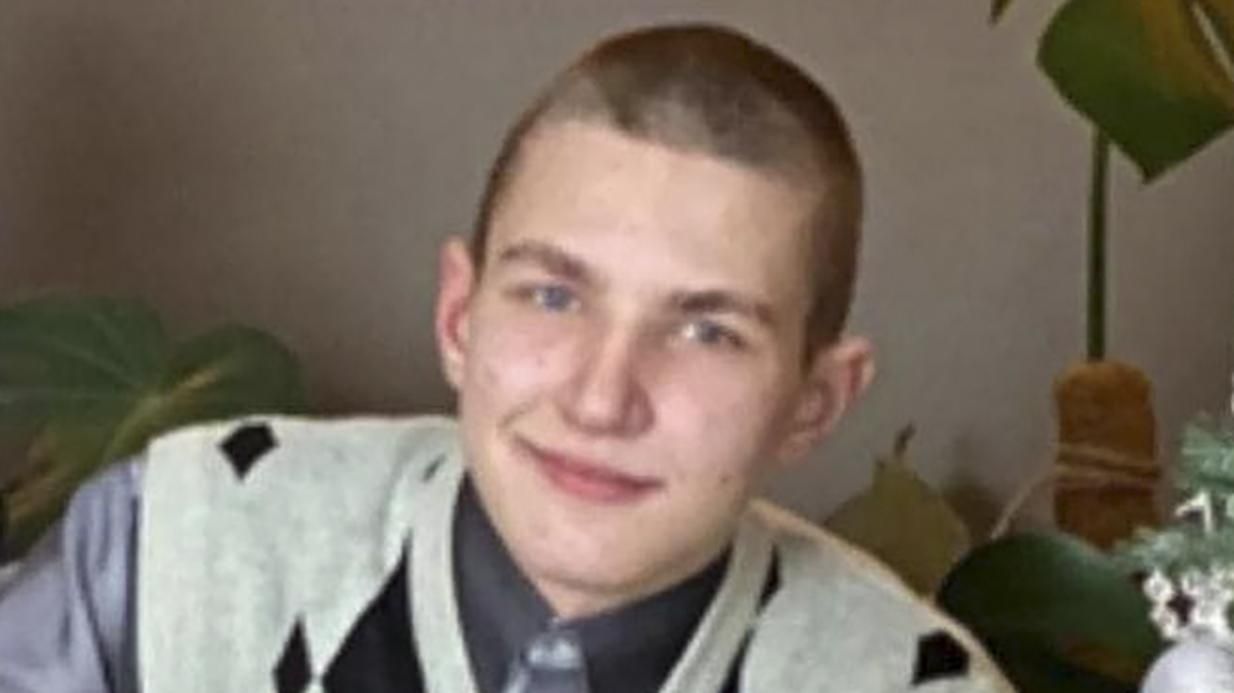 В Мариуполе от обстрелов погиб 16-летний парень - 24 Канал В Мариуполе от обстрелов погиб 16-летний парень - 24 Канал