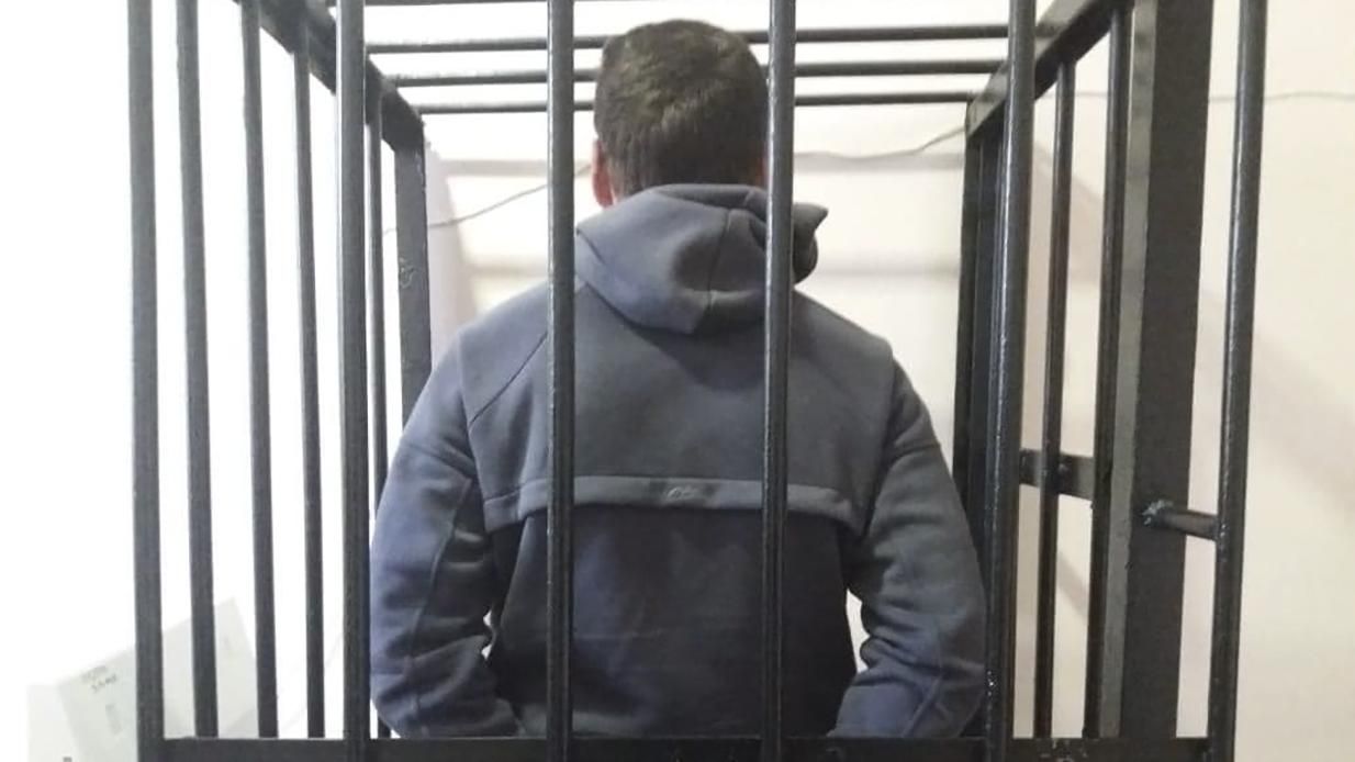 Задержали корректировщика огня на аэродроме Ивано-Франковска Задержали корректировщика огня на аэродроме Ивано-Франковска