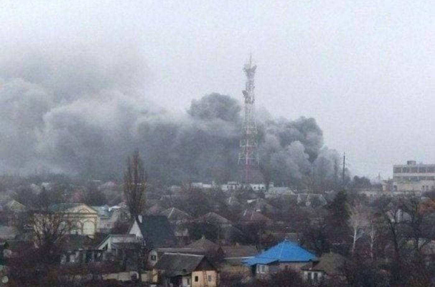 Окупанти нанесли удар по телевежі в Лисичанську - 24 Канал