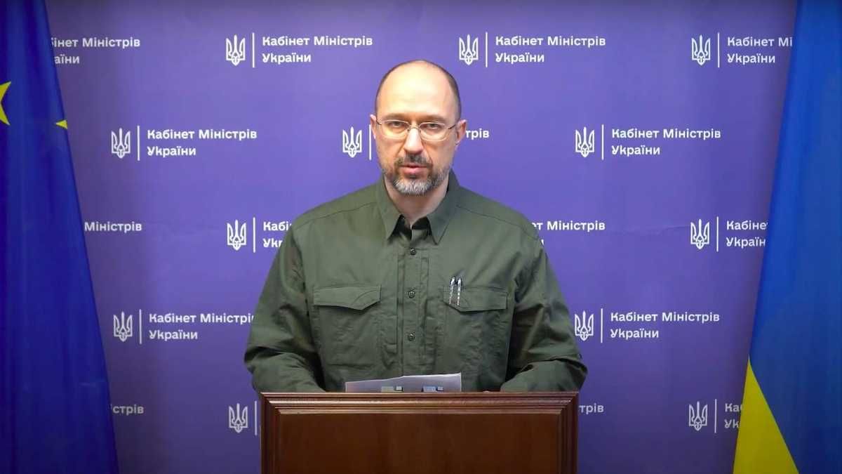 Уряд працює над стабільним постачанням товарів першої необхідності по всій країні, – Шмигаль - 24 Канал Уряд працює над стабільним постачанням товарів першої необхідності по всій країні, – Шмигаль - 24 Канал