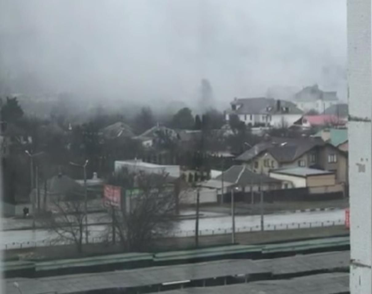 По Харькову снова наносят массированные удары: целят в жилые дома По Харькову снова наносят массированные удары: целят в жилые дома