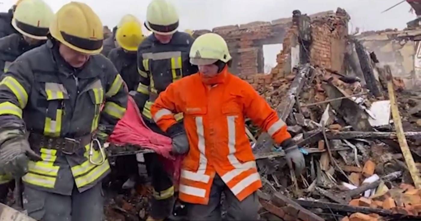 С начала полномасштабного вторжения погибли уже более 2000 мирных украинцев - 24 Канал С начала полномасштабного вторжения погибли уже более 2000 мирных украинцев - 24 Канал