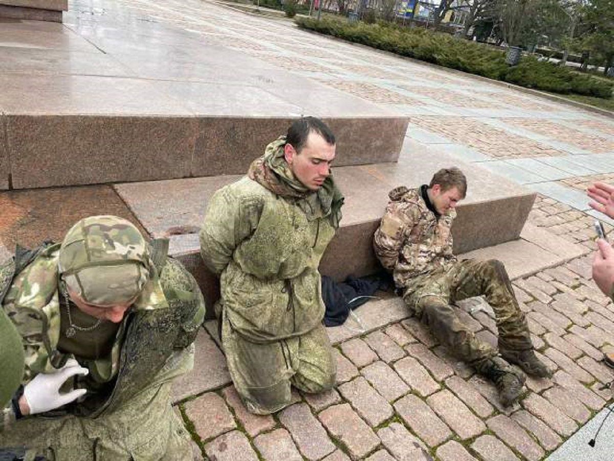 Ночью, когда видите колонну – жжем их, – в Николаеве знают, что делать с техникой врага - 24 Канал