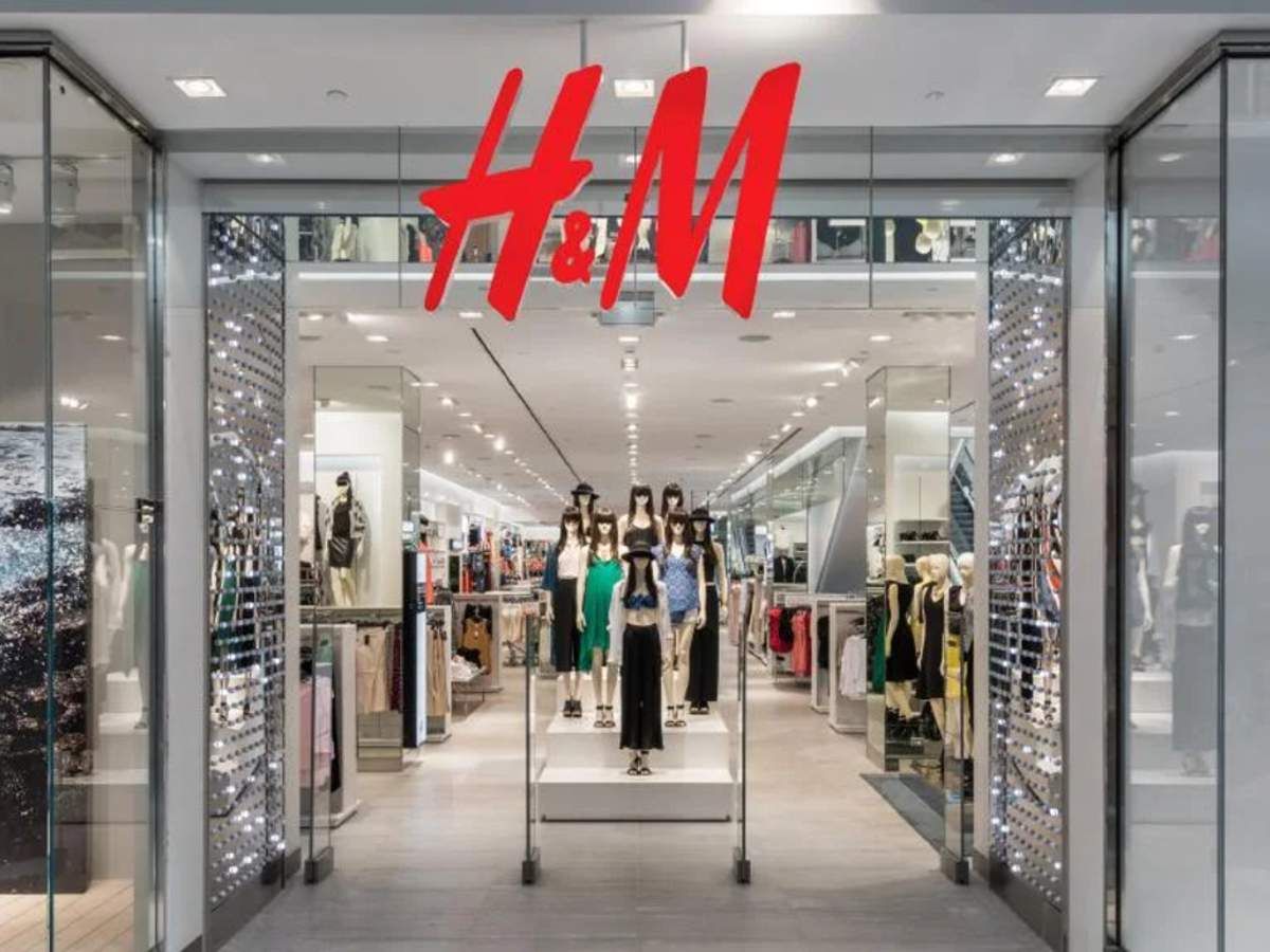 H&M остановил все продажи в России