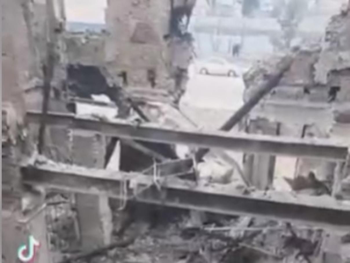 Еще недавно здесь ученики сидели за партами: харьковская школа после обстрелов стала руиной Еще недавно здесь ученики сидели за партами: харьковская школа после обстрелов стала руиной