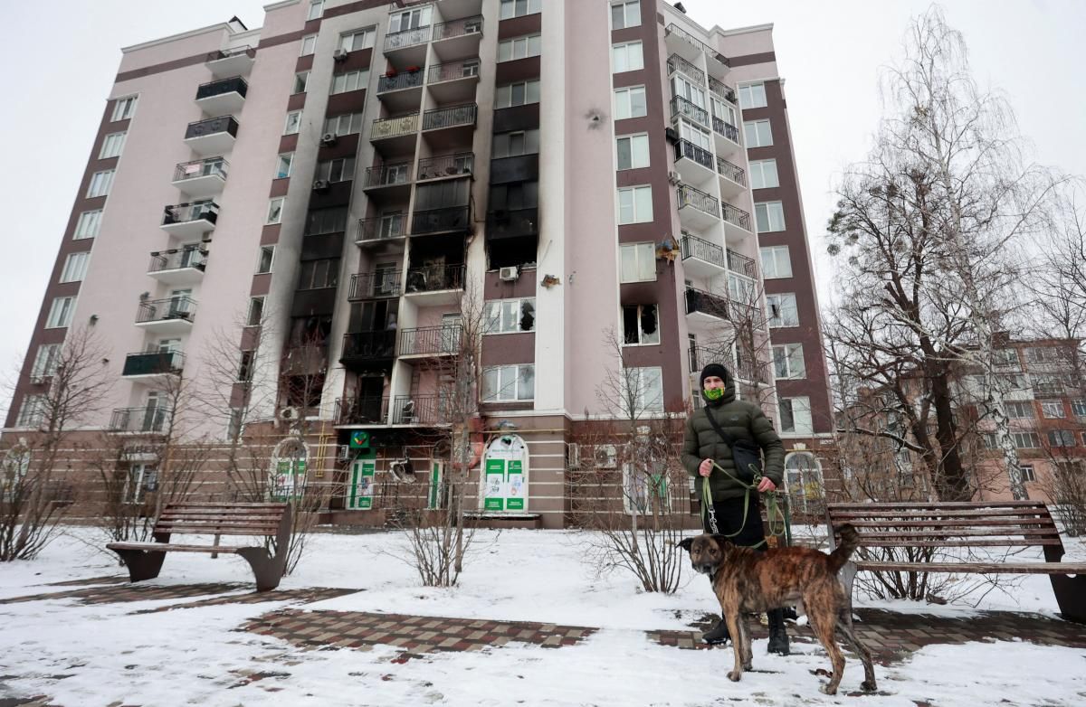 В Лисичанске снаряд прилетел вблизи областной детской больницы