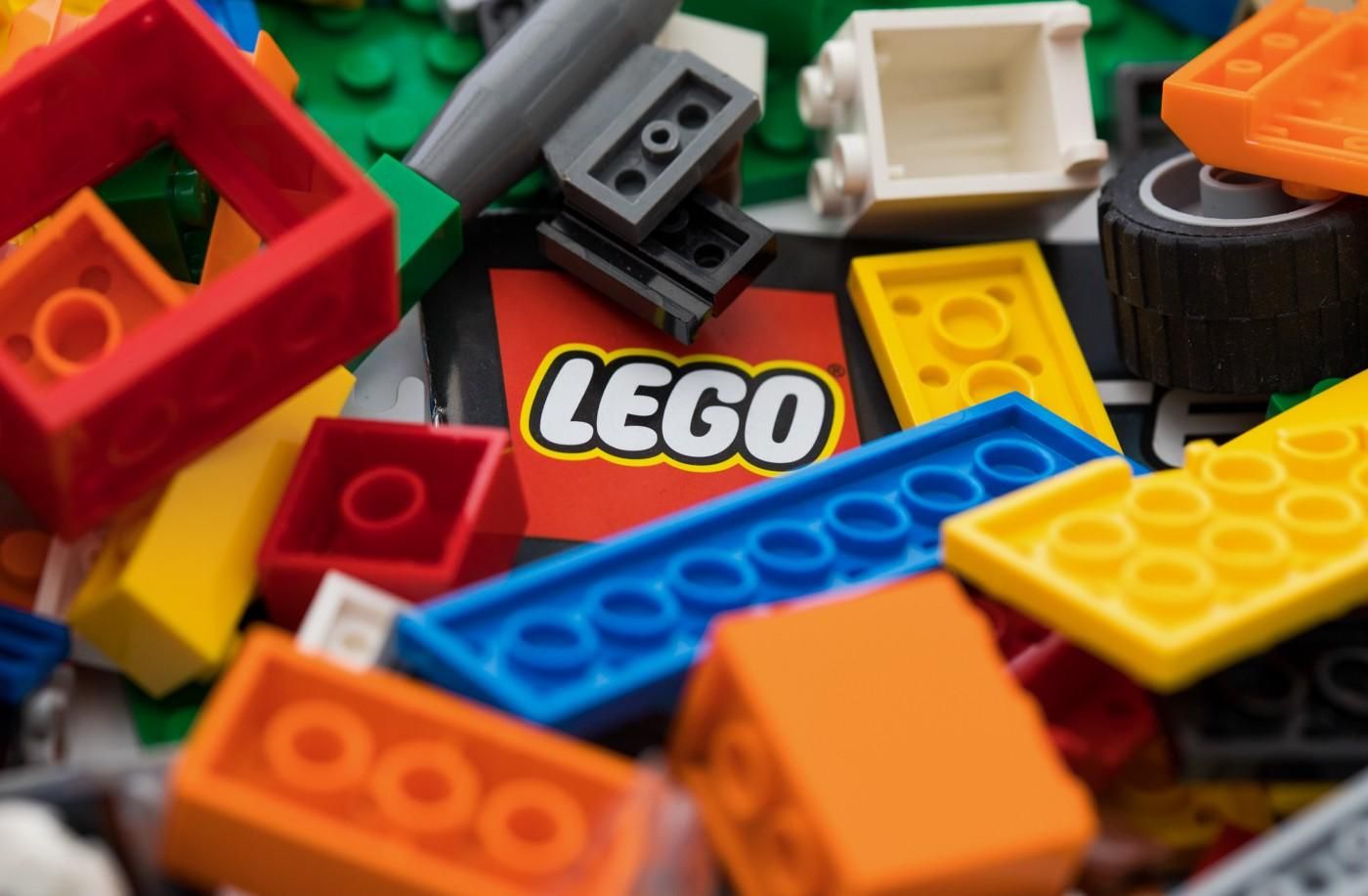 Lego приостановила поставки своей продукции в Россию - Бизнес
