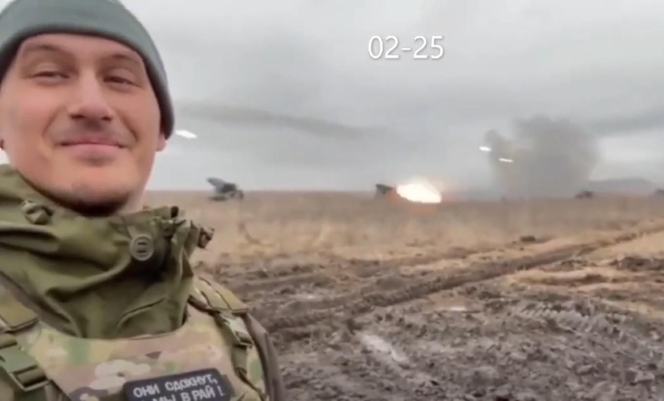 Усміхався на фоні обстрілів України: російський вбивця змінив думку про Путіна - 24 Канал Усміхався на фоні обстрілів України: російський вбивця змінив думку про Путіна - 24 Канал