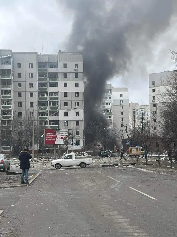 Російські війська нанесли удар по житловим будинкам Чернігова