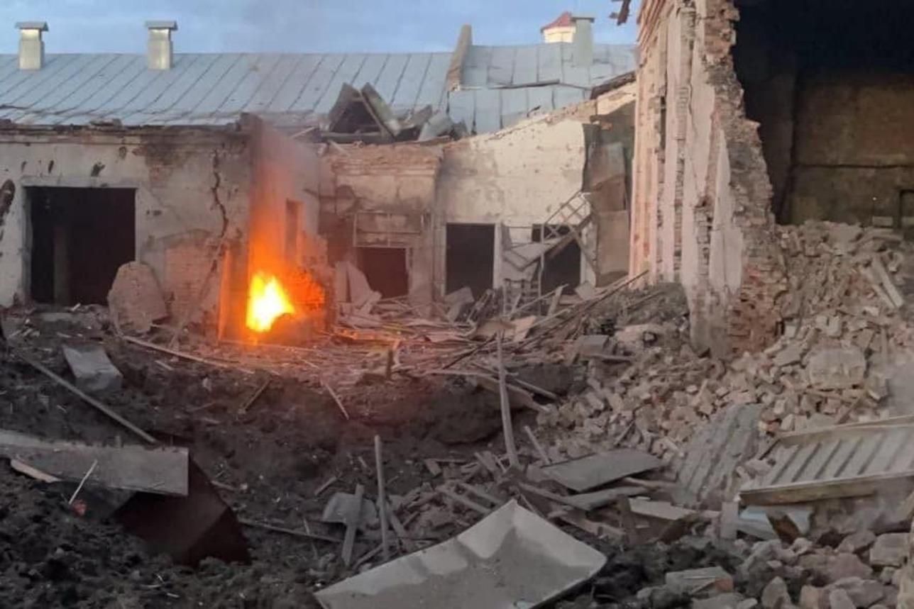 Таких втрат як зараз Чернігів зазнав під час бомбардування нацистами, – мер Атрошенко - 24 Канал Таких втрат як зараз Чернігів зазнав під час бомбардування нацистами, – мер Атрошенко - 24 Канал