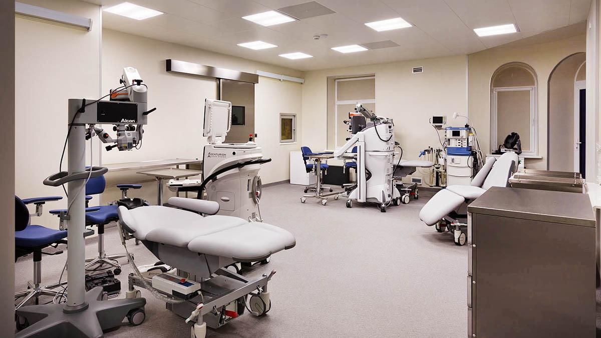 Поранених у війні українців почав безкоштовно лікувати Британський офтальмологічний центр - 24 Канал Поранених у війні українців почав безкоштовно лікувати Британський офтальмологічний центр - 24 Канал