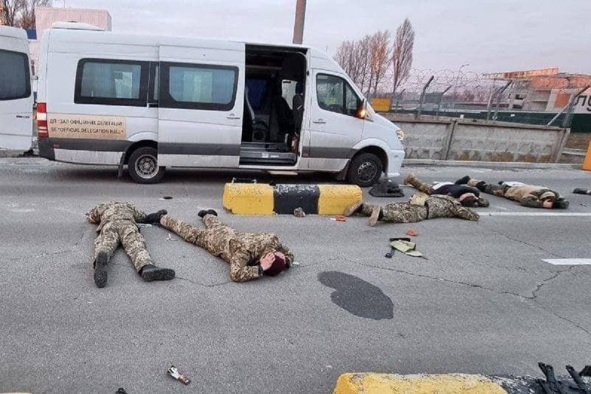 25 мародерів, які забрали майно на 10 мільйонів, відправились до Мартусівської колонії - 3 марта 2022 - 24 Канал 25 мародерів, які забрали майно на 10 мільйонів, відправились до Мартусівської колонії - 3 марта 2022 - 24 Канал