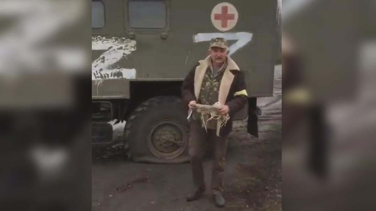 "Ранених лишають, а в "санітарках" возять снаряди": українці показали покинуту машину окупантів - 24 Канал "Ранених лишають, а в "санітарках" возять снаряди": українці показали покинуту машину окупантів - 24 Канал