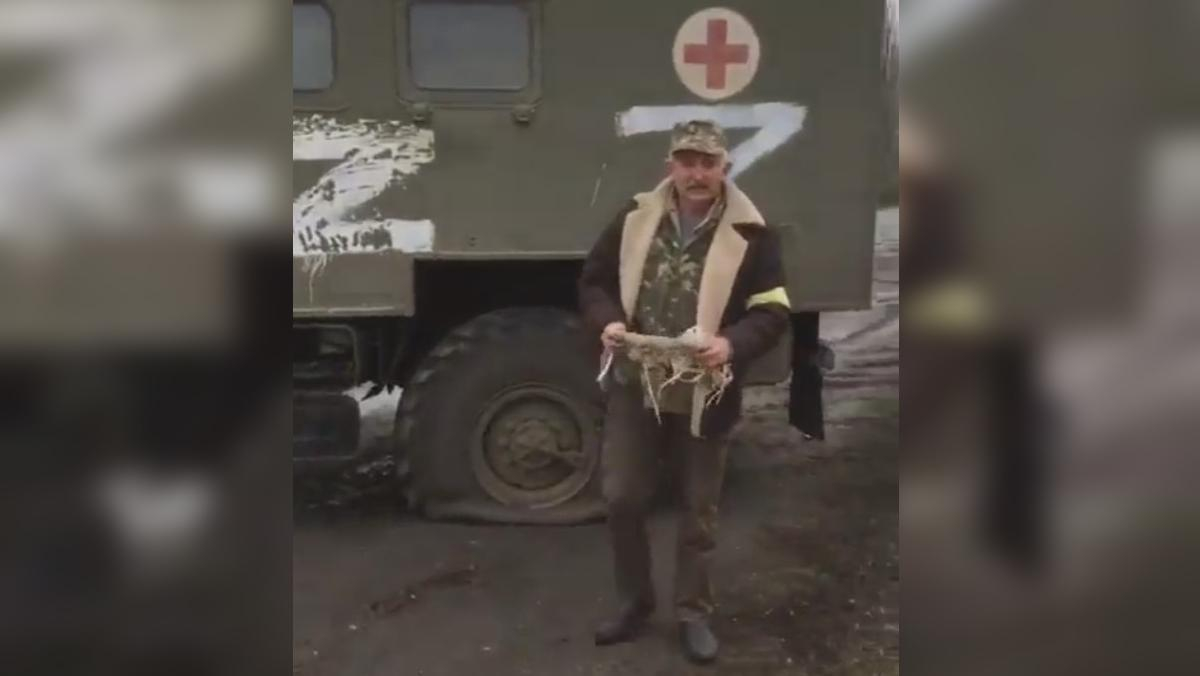 "Раненых оставляют, а в "санитарках" возят снаряды": украинцы показали брошенное авто оккупантов "Раненых оставляют, а в "санитарках" возят снаряды": украинцы показали брошенное авто оккупантов