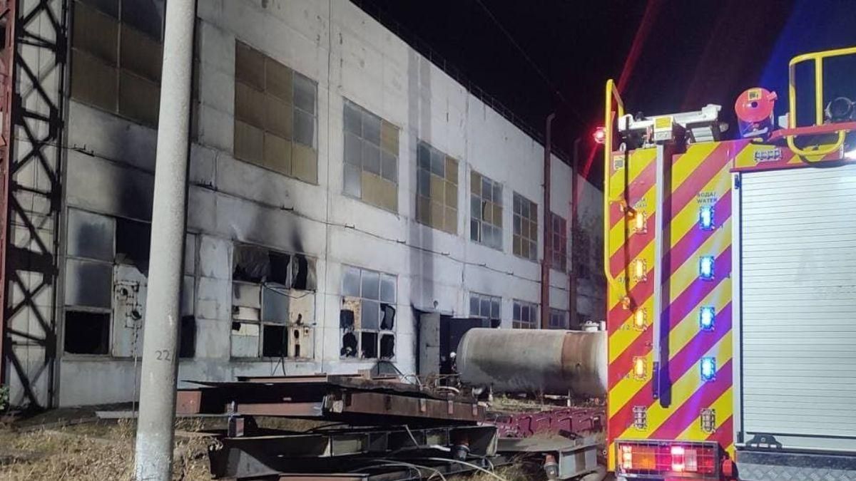 Працює один із шести енергоблоків, – в ДСНС розповіли про ситуацію з пожежою на ЗАЕС - 24 Канал Працює один із шести енергоблоків, – в ДСНС розповіли про ситуацію з пожежою на ЗАЕС - 24 Канал