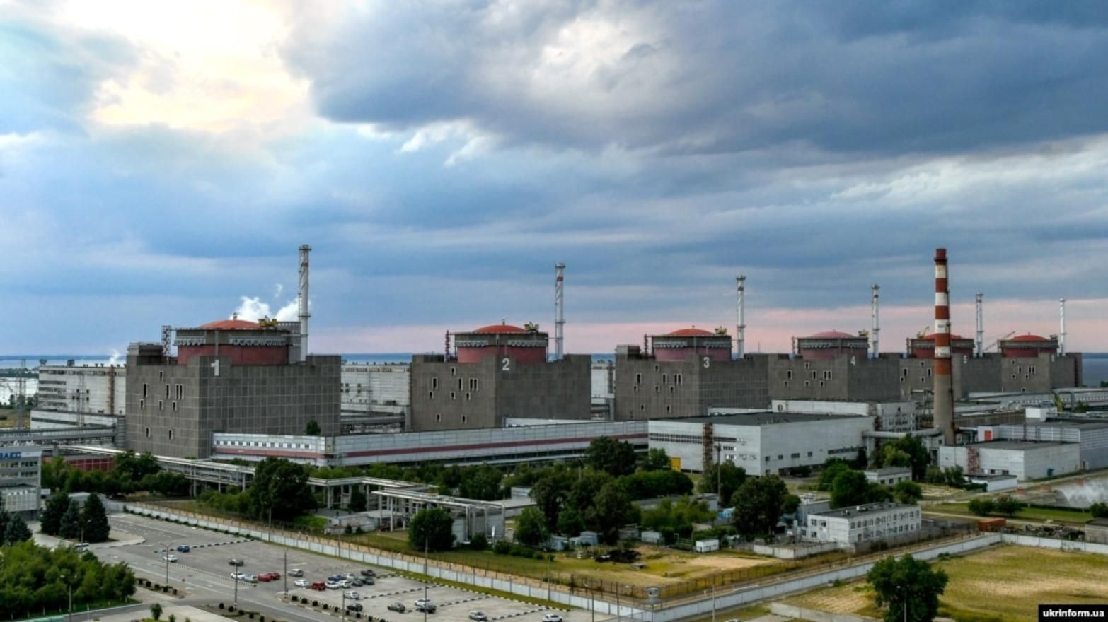 Админкорпус ЗАЭС и проходную на станцию контролируют россияне: есть погибшие среди защитников Админкорпус ЗАЭС и проходную на станцию контролируют россияне: есть погибшие среди защитников