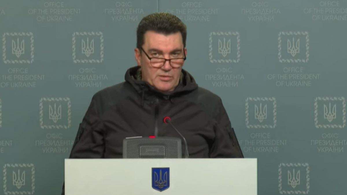 Росіяни завдають ударів по містах, щоб виграти час для передислокації, – Данілов - 24 Канал Росіяни завдають ударів по містах, щоб виграти час для передислокації, – Данілов - 24 Канал