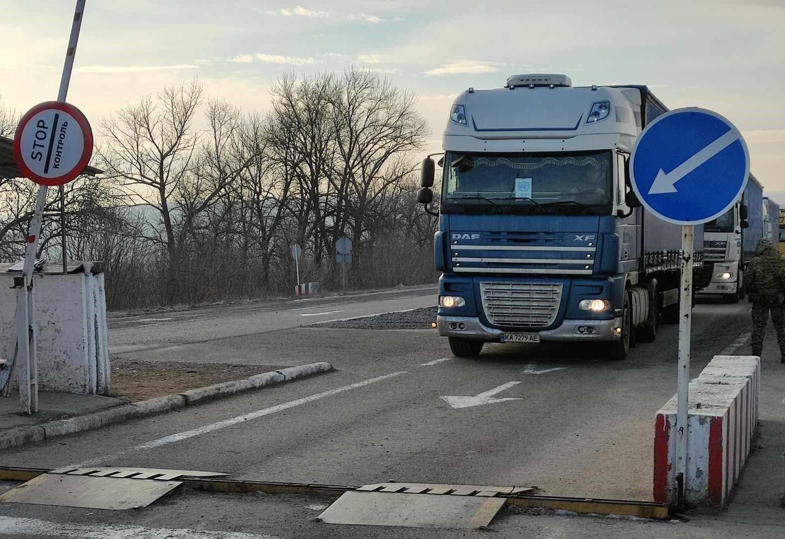 Чернігівщина отримує гуманітарні конвої: головне пропустити їх у міста й села - 24 Канал Чернігівщина отримує гуманітарні конвої: головне пропустити їх у міста й села - 24 Канал