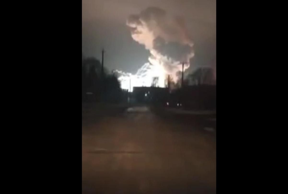 "Порушення техніки безпеки": у Росії горить склад боєприпасів - 24 Канал "Порушення техніки безпеки": у Росії горить склад боєприпасів - 24 Канал