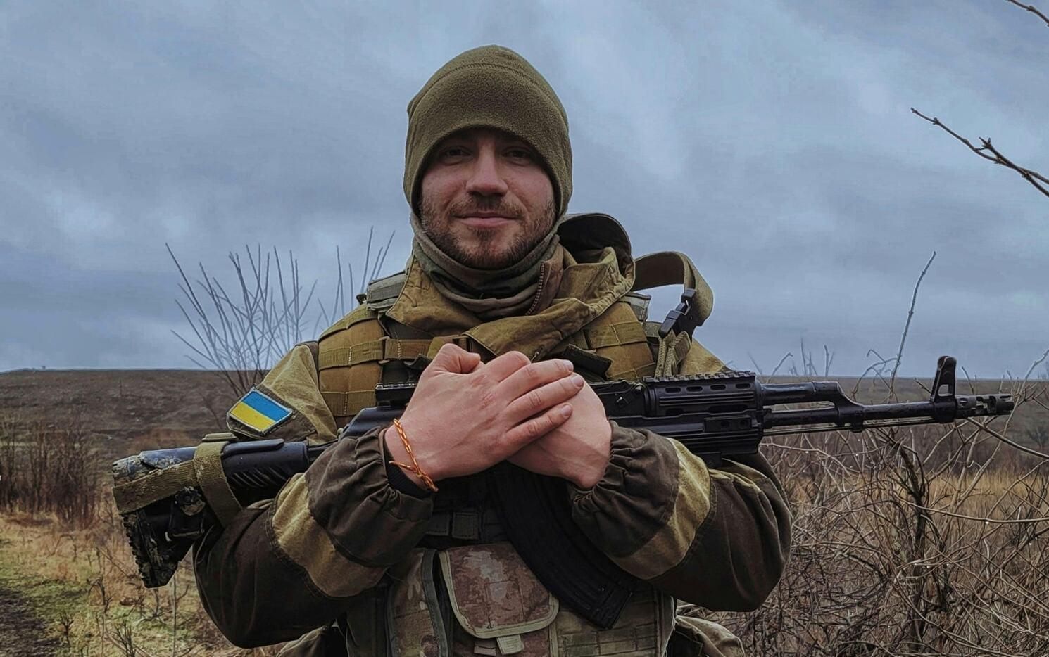 Это достойно, – боец ВСУ обратился к Зеленскому Это достойно, – боец ВСУ обратился к Зеленскому