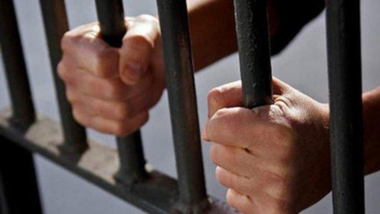 Предателя, координировавшего обстрелы Харькова, Мариуполя и телебашни, взяли под стражу Предателя, координировавшего обстрелы Харькова, Мариуполя и телебашни, взяли под стражу