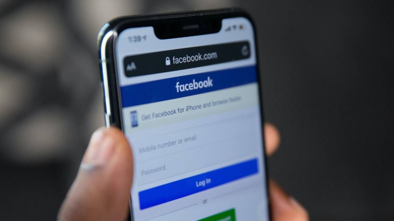 Тепер як КНДР: Facebook у Росії офіційно заблокували - 24 Канал